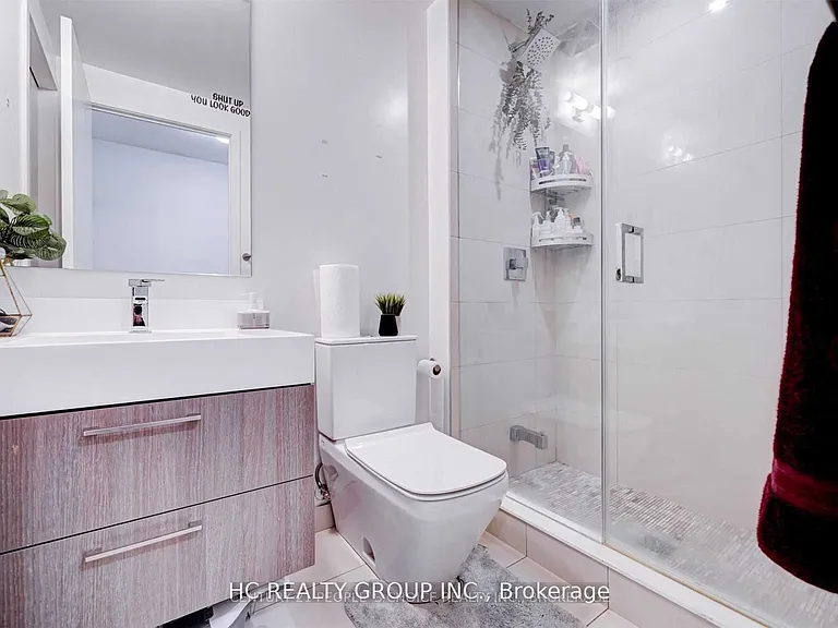 1 Yorkville Ave #2701 — Photo 16