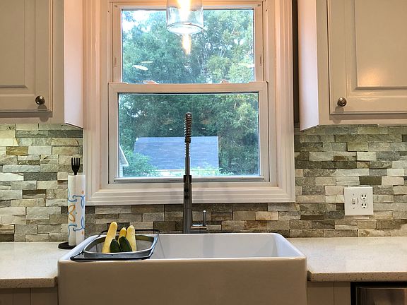 Large Farmhouse sink