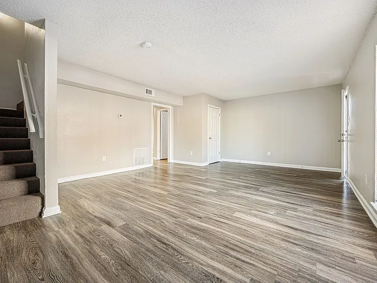 Wilson Crossing Townhomes: Your Spacious, Two-Story Home in Whitehaven, Memphis! — Photo 17