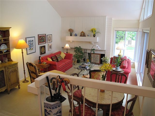 1st image of 2870 Woodwardia Dr