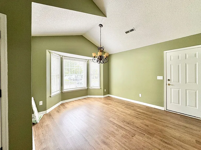 3529 Bent Trace Dr — Photo 5
