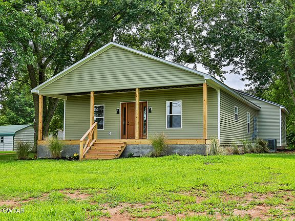 2nd image of 2915 Sidonia Rd