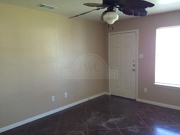 3rd image of 805 Harley Dr Unit A