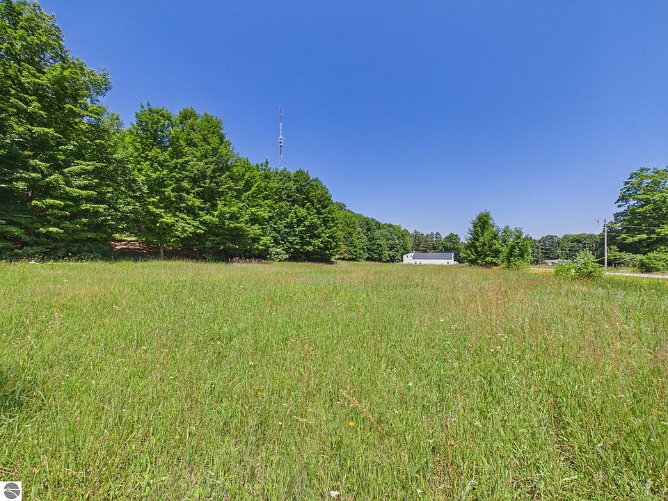 1st image of 0 S Schomberg Rd
