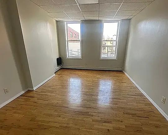 4th image of 15 Sherman Ave #6A