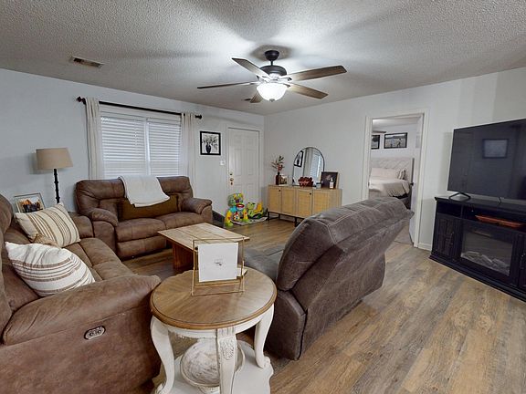 5th image of 1340 Harris Rd