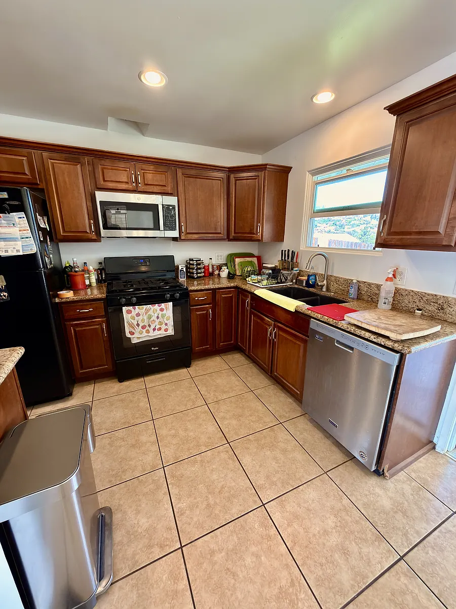 Building Photo - 5265 Bocaw Pl