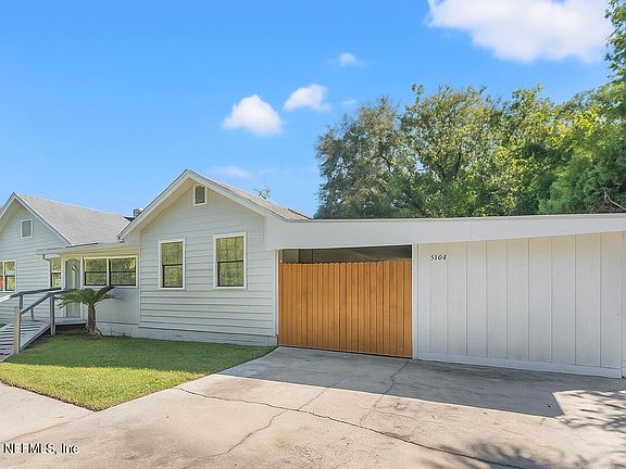 2nd image of 5104 HOLLYCREST Drive