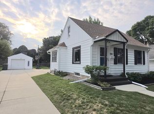 2811 S 88th STREET, West Allis, WI 53227