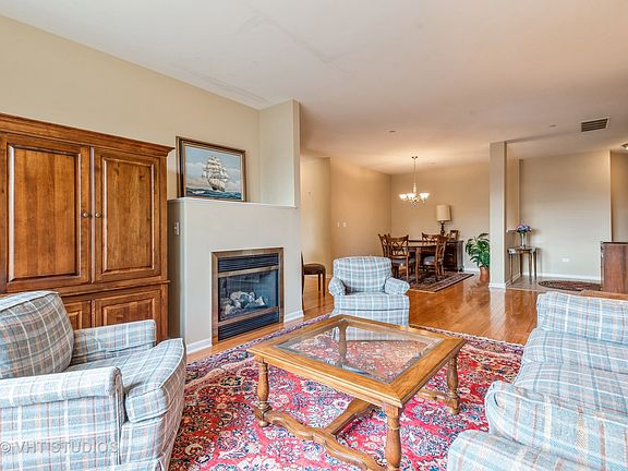 4th image of 1739 Tudor Ln Unit 109