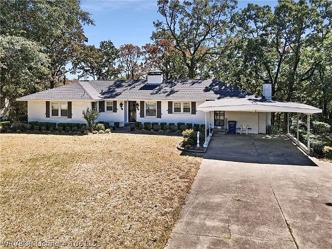1st image of 38 Haven Dr