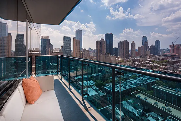 Rented by Compass | media 43