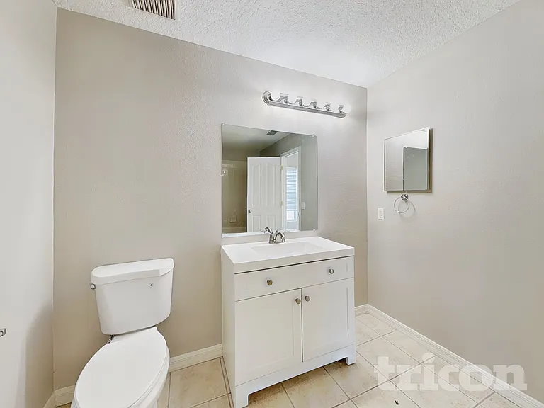 10432 Boyette Creek Blvd — Photo 7