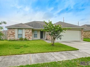 865 Huey Andrew Ave, Gonzales, LA 70737