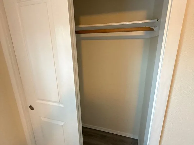 3355 Portland Rd NE #1 — Photo 21