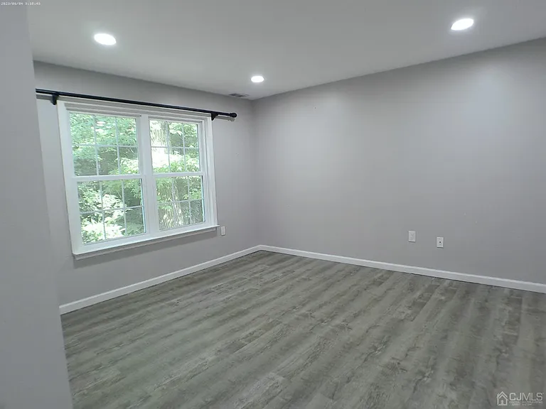 5132 Beech Ct — Photo 18