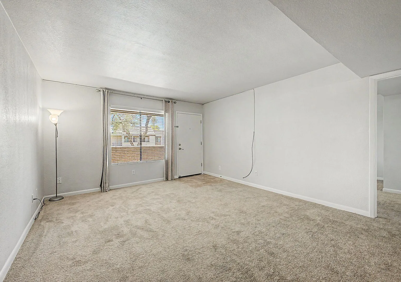 Bella Vita Two Bedroom, Two Bathroom Condo in Scottsdale — Photo 3