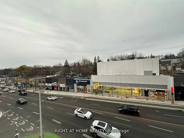2020 Bathurst St #320 — Photo 4