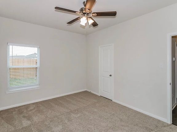 4th image of 8112 Sunberry Shadow Dr