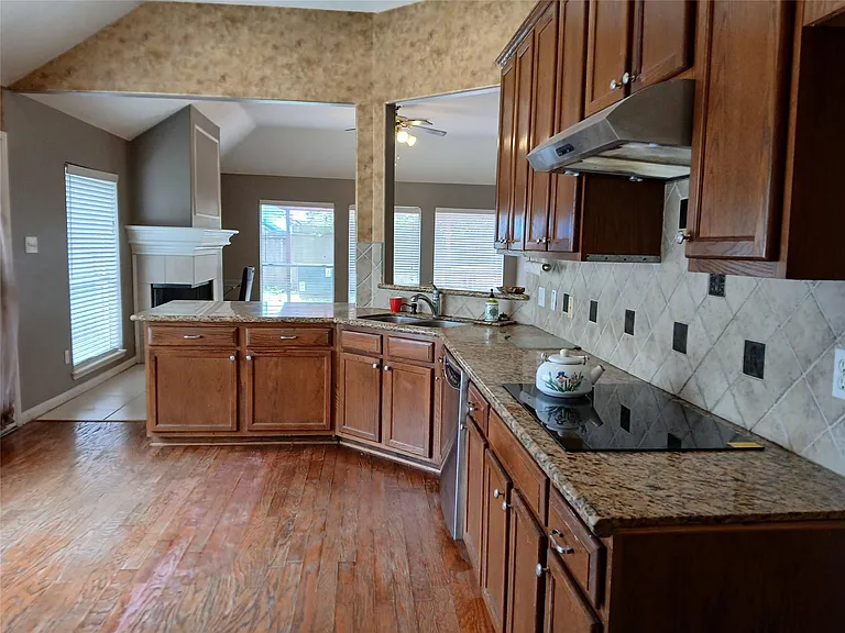 21531 Cedar Cove Dr — Photo 6