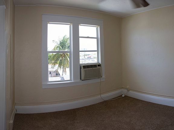 4th image of 35 S J St APT 38