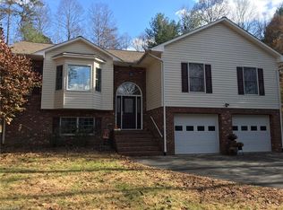 124 N Foxtrough Drive Ext, Wilkesboro, NC 28697