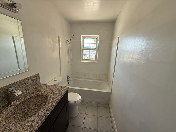 2nd image of 1678 Home Ave #A