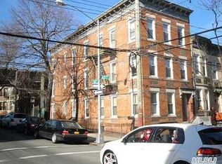 6049 67th Ave, Ridgewood, NY 11385