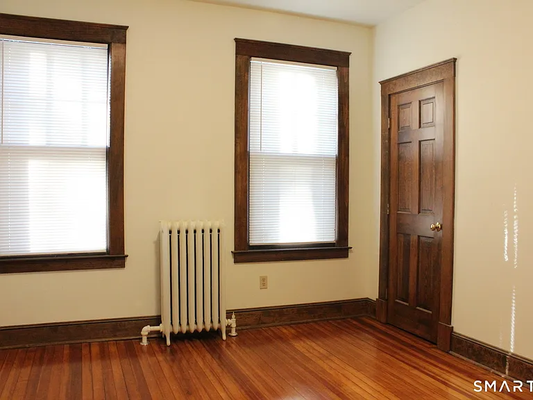16 Woodland St #1 — Photo 9
