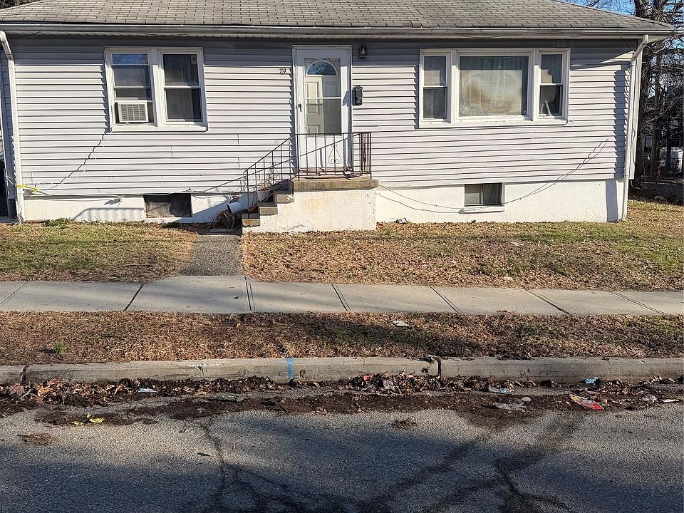 1st image of 29 E Castle Avenue