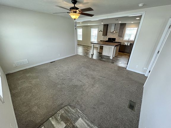 3rd image of 1132 Hunters Glen Blvd #383