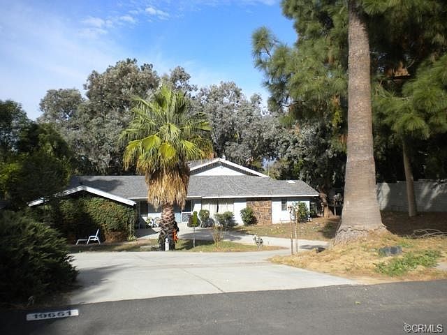 1st image of 19651 Shelyn Dr