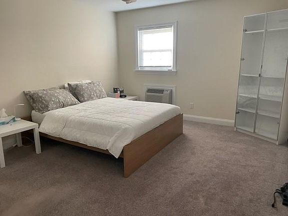 5th image of 2830 204th St APT 2