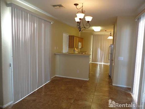 5th image of 1322 S Loomis