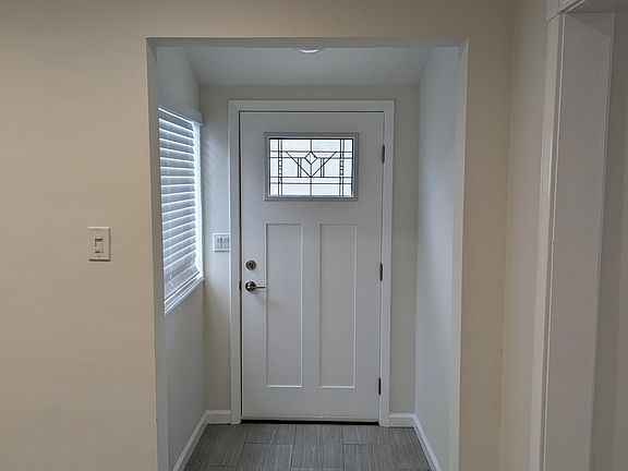 3rd image of 3142 Los Olivos Ln