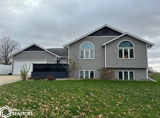 1332 Steiner Blvd, Webster City, IA 50595