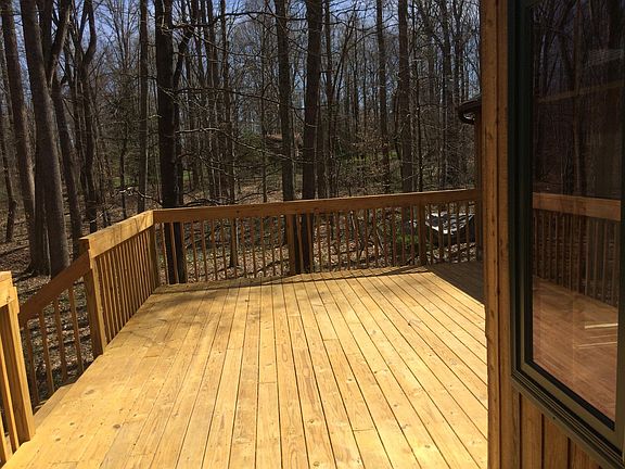 Another view of the deck.