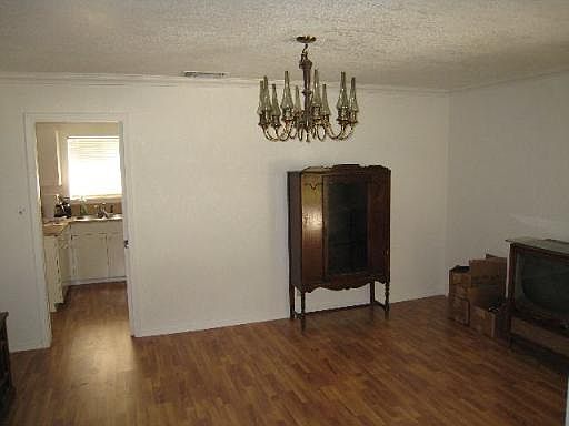 2nd image of 4142 STATHMORE LANE