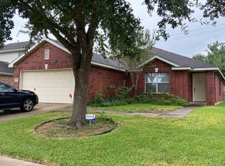 4750 Quiet Canyon Dr, Friendswood, TX 77546