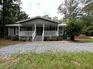 1143 Fiddler Crab Dr, Townsend, GA 31331