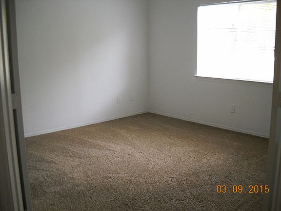 3rd image of 417 Jordan Stuart Cir APT 107
