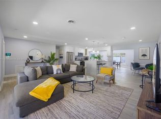 5240 NE 14th Ter, Fort Lauderdale, FL 33334