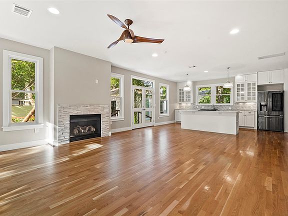 4th image of 3201 Glenview Ave