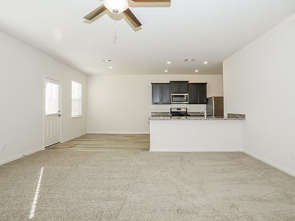 4th image of 26619 Ezemily Dr