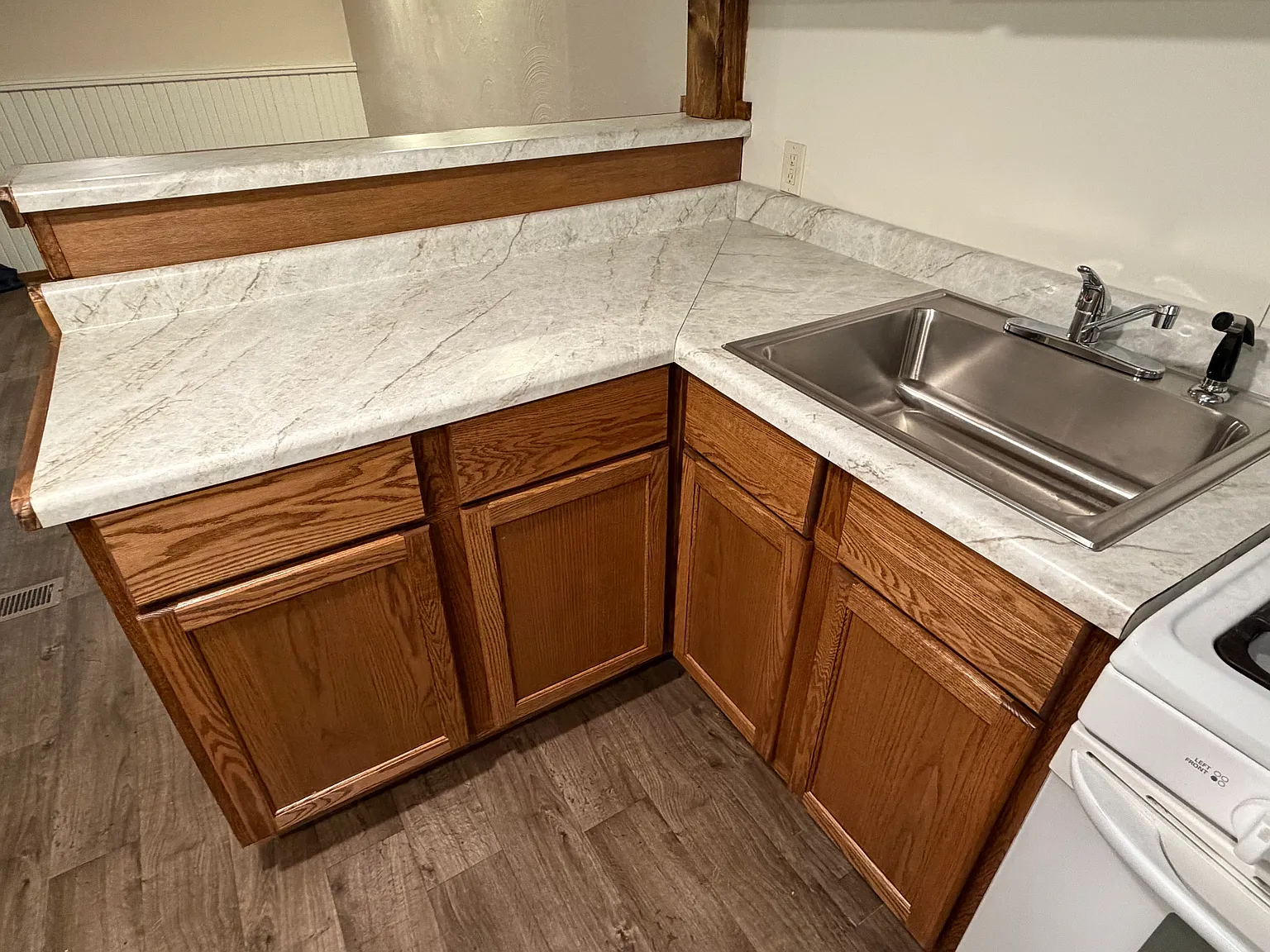2 bed, 1300 sqft, $1,050 — Photo 4