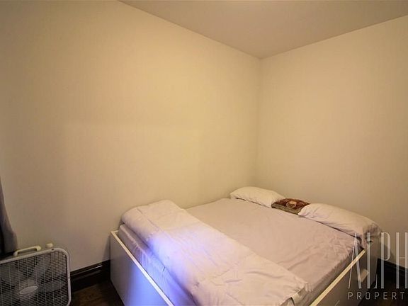3rd image of 1261 Park Ave APT 11