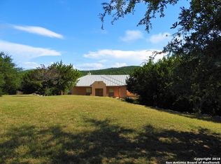 105 Private Road 1715, Mico, TX 78056