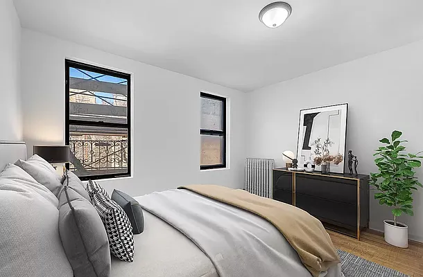 Rented by REAL New York | media 3