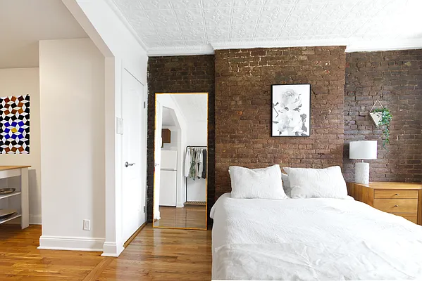 Rented by Oxford Property Group | media 1