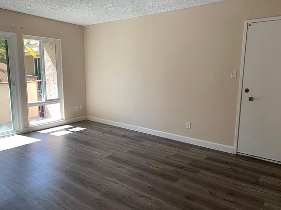 5th image of 5545 Marconi Ave APT 212